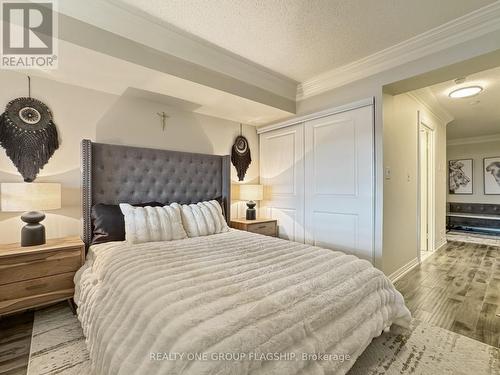 210 - 200 Manitoba Street, Toronto, ON - Indoor Photo Showing Bedroom