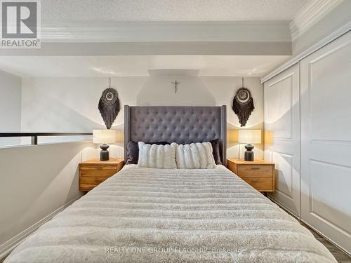 210 - 200 Manitoba Street, Toronto, ON - Indoor Photo Showing Bedroom