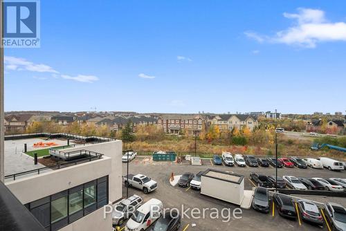 431 - 395 Dundas Street W, Oakville, ON - Outdoor With View