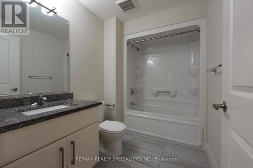 407 - 620 Sauve Street, Milton, ON - Indoor Photo Showing Bathroom