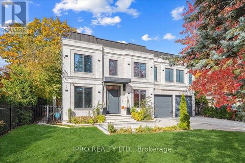 1453 Seagram Avenue S, Oakville, ON - Outdoor With Facade