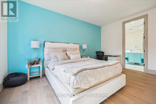 1453 Seagram Avenue S, Oakville, ON - Indoor Photo Showing Bedroom