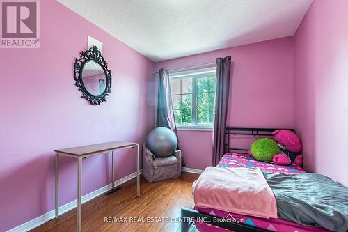 17 Coppermill Drive, Brampton, ON - Indoor Photo Showing Bedroom