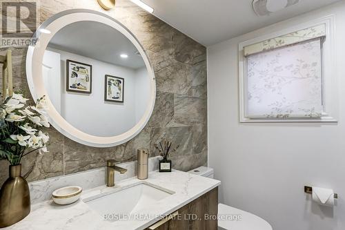 Bsmt - 5302 Floral Hill Crescent, Mississauga, ON - Indoor Photo Showing Bathroom