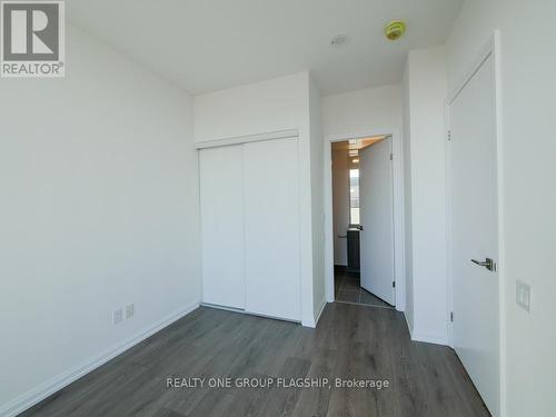 504 - 4208 Dundas Street W, Toronto, ON - Indoor Photo Showing Other Room