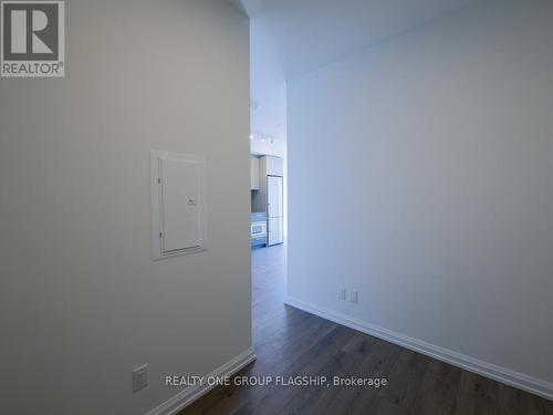 504 - 4208 Dundas Street W, Toronto, ON - Indoor Photo Showing Other Room