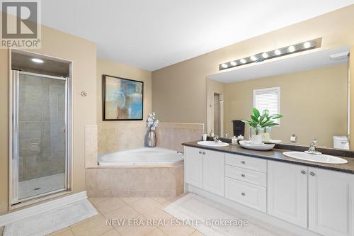 6751 Tattinger Avenue, Mississauga, ON - Indoor Photo Showing Bathroom