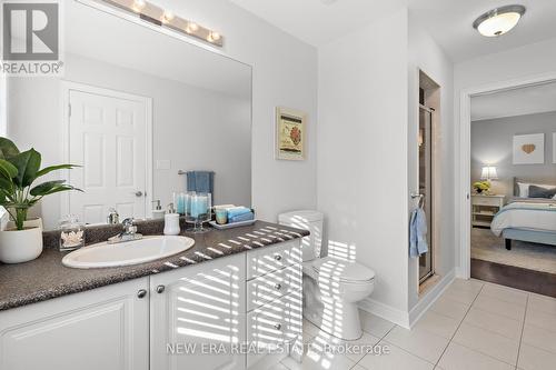 6751 Tattinger Avenue, Mississauga, ON - Indoor Photo Showing Bathroom