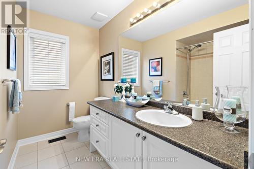 6751 Tattinger Avenue, Mississauga, ON - Indoor Photo Showing Bathroom