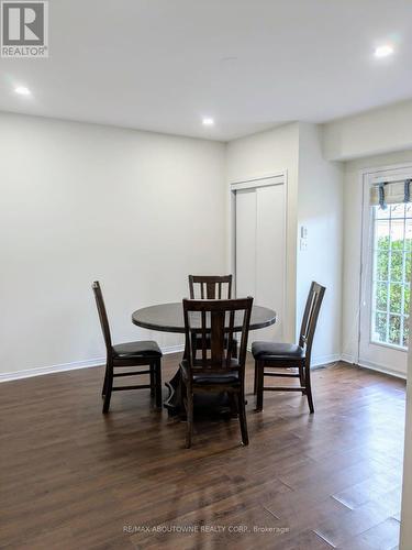 6 - 2315 Westoak Trail, Oakville, ON - Indoor Photo Showing Dining Room