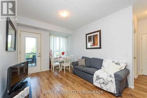 116 - 630 Sauve Street, Milton, ON - Indoor Photo Showing Living Room