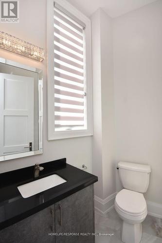 1A Harrison Avenue, Mississauga, ON - Indoor Photo Showing Bathroom