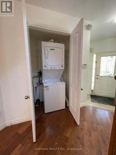 3444 Sunlight (Upper Only) Street, Mississauga, ON - Indoor Photo Showing Laundry Room