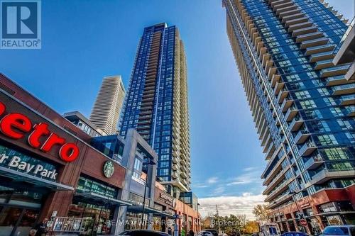 3905 - 2200 Lake Shore W Boulevard, Toronto, ON - Outdoor With Balcony With Facade