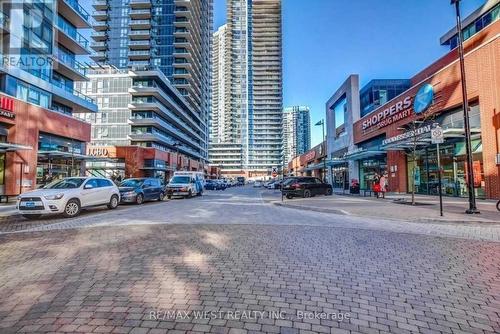 3905 - 2200 Lake Shore W Boulevard, Toronto, ON - Outdoor With Balcony