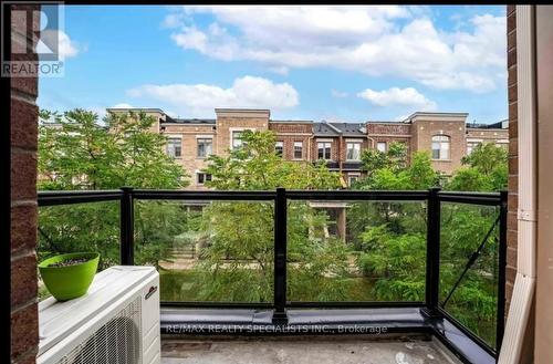 25 - 2335 Sheppard Avenue W, Toronto, ON - Outdoor