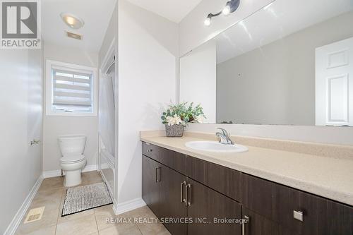 54 Wardlaw Avenue, Orangeville, ON - Indoor Photo Showing Bathroom