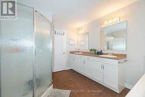 54 Wardlaw Avenue, Orangeville, ON - Indoor Photo Showing Bathroom