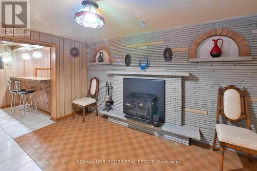 164 Derrydown Road, Toronto, ON - Indoor