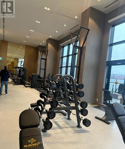 331 - 395 Dundas Street W, Oakville, ON - Indoor Photo Showing Gym Room