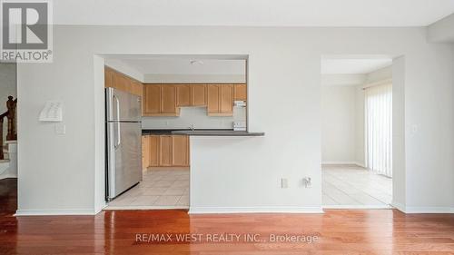 6 - 7190 Atwood Lane, Mississauga, ON - Indoor Photo Showing Kitchen