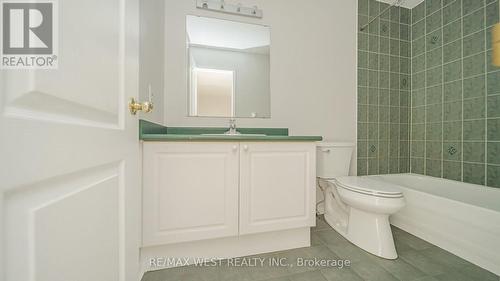 6 - 7190 Atwood Lane, Mississauga, ON - Indoor Photo Showing Bathroom