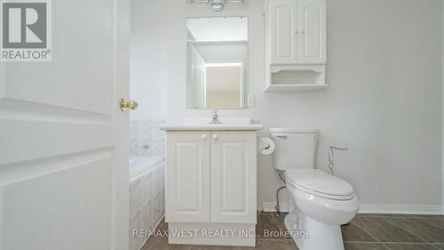 6 - 7190 Atwood Lane, Mississauga, ON - Indoor Photo Showing Bathroom