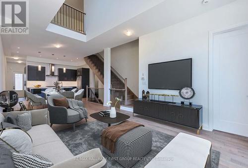 5 David Worgan Trail, Uxbridge, ON - Indoor Photo Showing Living Room