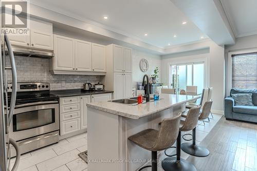 104 Stanley Street, Barrie, ON - Indoor Photo Showing Kitchen With Upgraded Kitchen