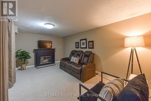 445 Mooney Crescent, Orillia, ON - Indoor With Fireplace