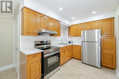 21 Jersey Avenue, Brampton, ON - Indoor Photo Showing Kitchen With Double Sink