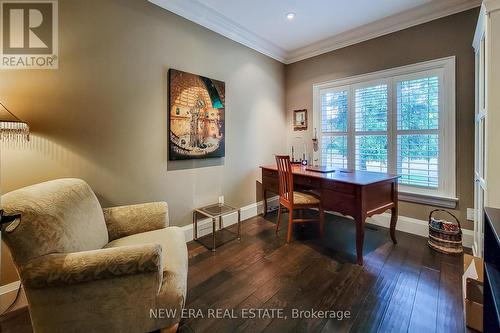 242 Burton Road, Oakville, ON - Indoor