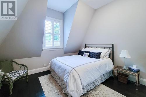 242 Burton Road, Oakville, ON - Indoor Photo Showing Bedroom