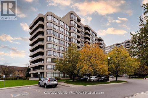 211 - 81 Townsgate Drive, Vaughan, ON - Outdoor With Balcony With Facade