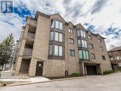 306 - 21 George Street, Aurora, ON - Outdoor With Facade