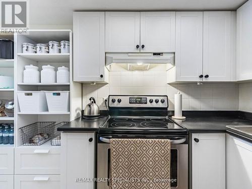 306 - 21 George Street, Aurora, ON - Indoor Photo Showing Kitchen