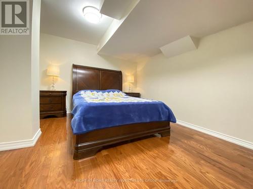 22 Milby Crescent, Bradford West Gwillimbury, ON - Indoor Photo Showing Bedroom