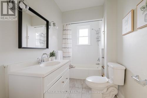 249 Main Street N, Markham, ON - Indoor Photo Showing Bathroom