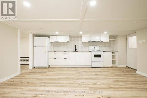 249 Main Street N, Markham, ON - Indoor Photo Showing Kitchen