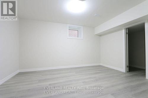 21 Kenneth Ross Bend, East Gwillimbury, ON - Indoor Photo Showing Other Room