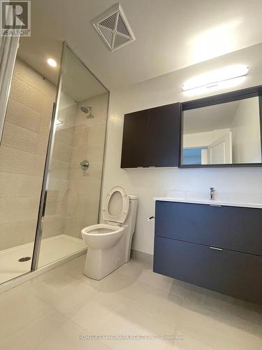 1708 - 30 Upper Mall Way, Vaughan, ON - Indoor Photo Showing Bathroom