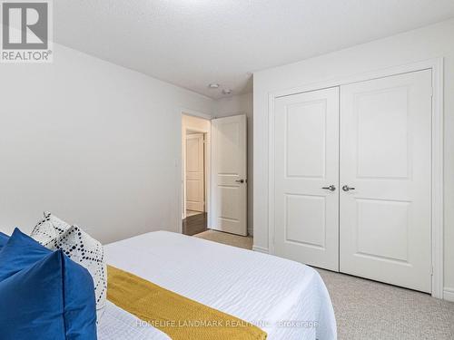 94 Barrow Avenue, Bradford West Gwillimbury, ON - Indoor Photo Showing Bedroom