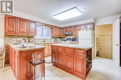 49 Kerrigan Crescent, Markham, ON - Indoor Photo Showing Kitchen