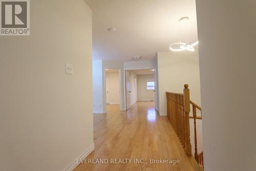 74 Colonial Crescent, Richmond Hill, ON - Indoor Photo Showing Other Room