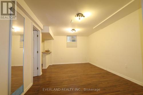 74 Colonial Crescent, Richmond Hill, ON - Indoor Photo Showing Other Room