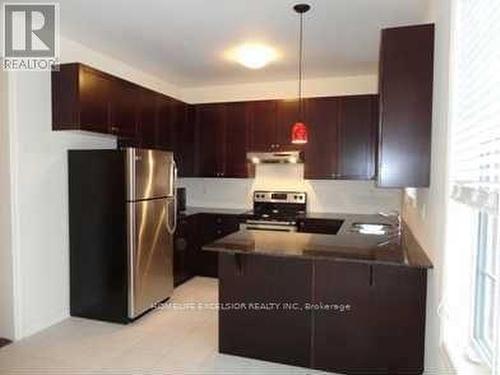 140 Maria Road, Markham, ON - Indoor Photo Showing Kitchen With Double Sink