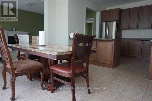 125 Vera Lynn Crescent, Whitchurch-Stouffville, ON - Indoor Photo Showing Dining Room