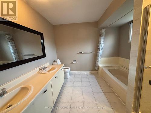 7 Brooklyn Crescent, Markham, ON - Indoor Photo Showing Bathroom