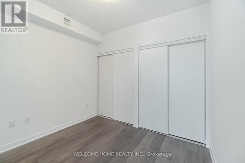 1019 - 38 Honeycrisp Crescent, Vaughan, ON - Indoor Photo Showing Other Room