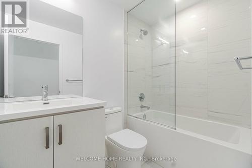 1019 - 38 Honeycrisp Crescent, Vaughan, ON - Indoor Photo Showing Bathroom